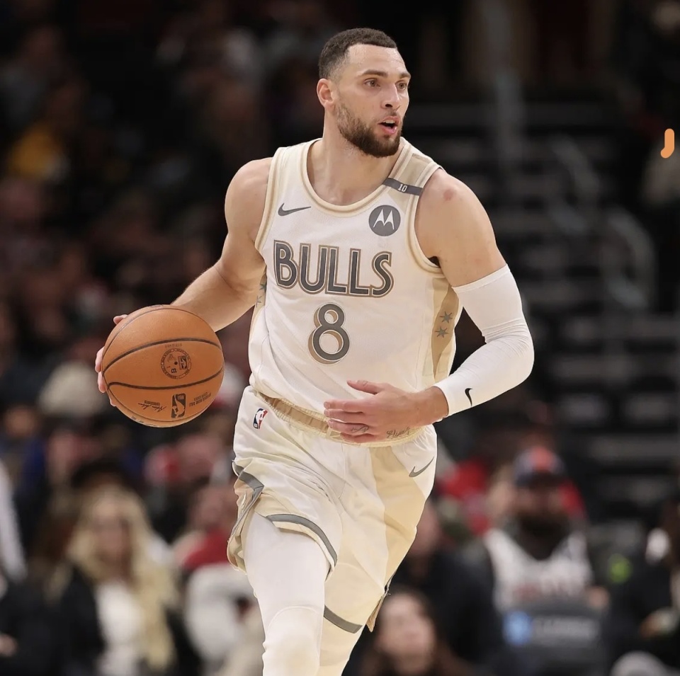 雄鹿爆发新星，快船刷新纪录，米切尔球队迎来希望！的简单介绍