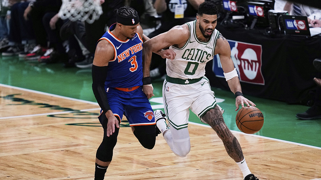 塔图姆绝杀时刻，官方宣布新规点燃赛场，刷新队史纪录迎来胜利！