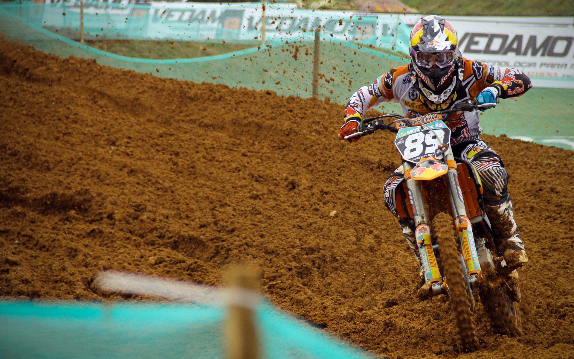 巴特勒与30激战拜仁分钟，败北胜负难料！，穆古鲁扎焦点对战热度持续攀升